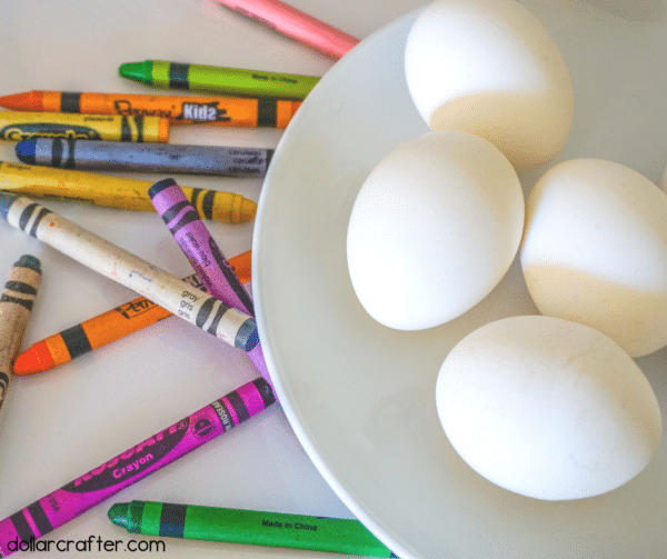 Melted Crayon Easter Egg Decorating Idea ⋆ Dollar Crafter