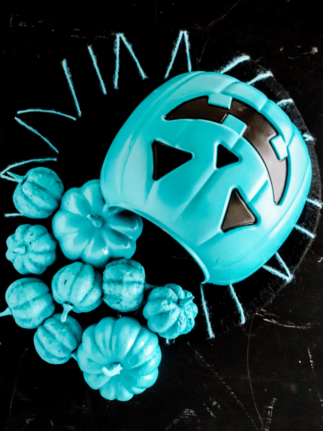 DIY Teal Pumpkin Wreath