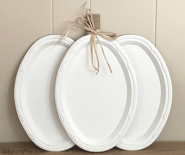 DIY Farmhouse Pumpkin Trays ⋆ Dollar Crafter