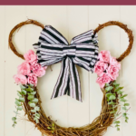 DIY Minnie Mouse Grapevine Wreath